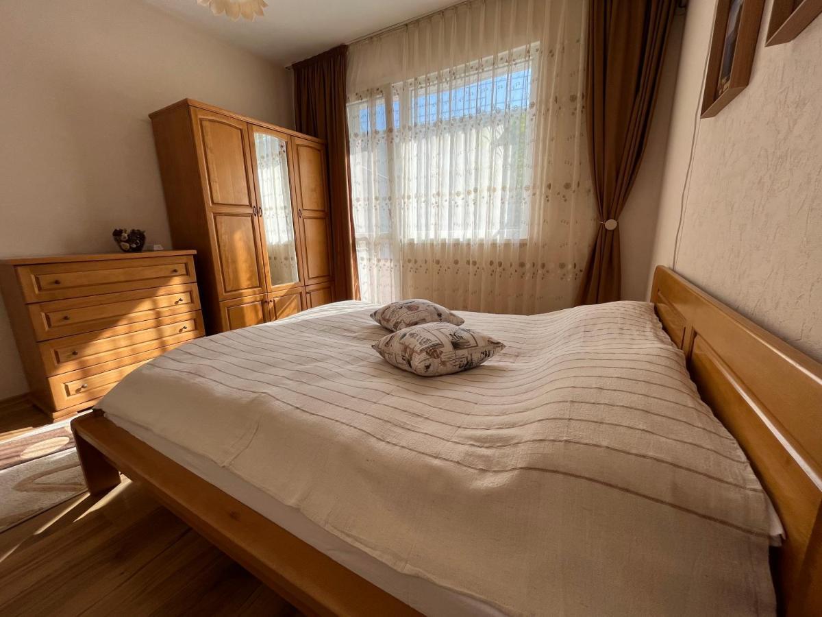 Apartment Acacia Varna Eksteriør billede